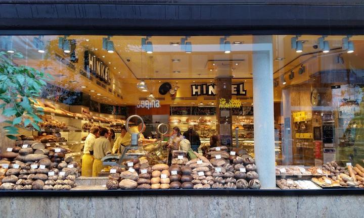 Bäckerei & Café